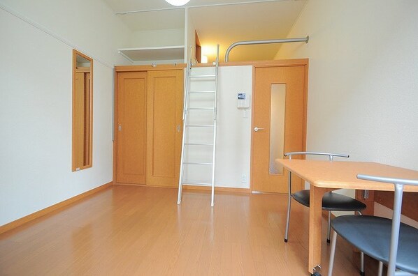 レオパレスIZM IVの物件内観写真